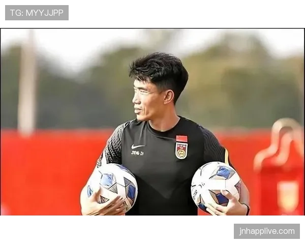 郑智本赛季高位逼抢提升中场控制力显著优于队内其他组织者